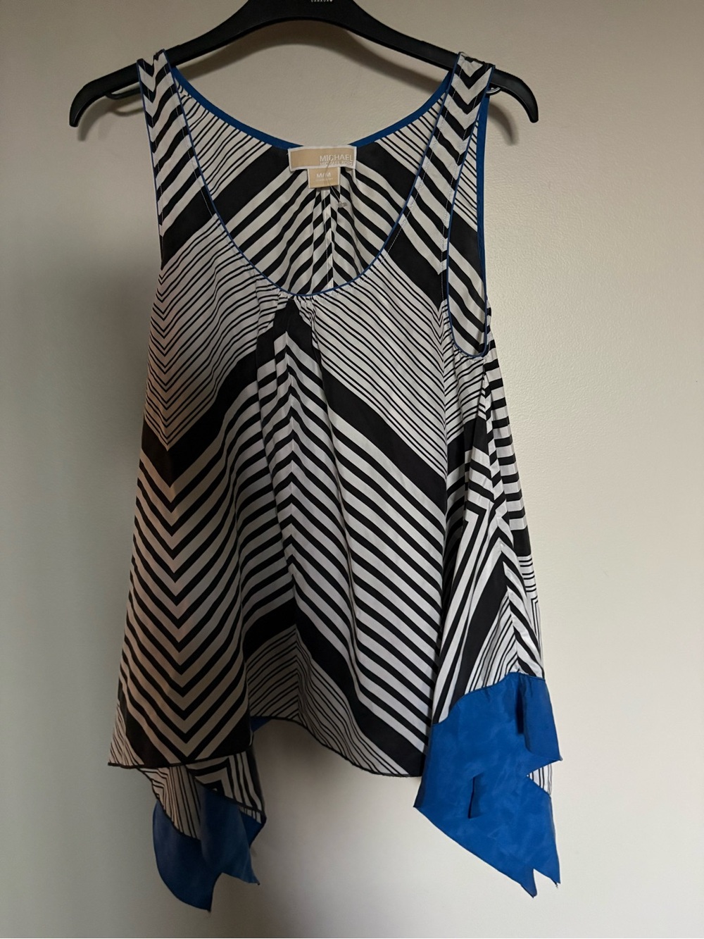 Brand new 100% silk Michael Kors Black & White top medium